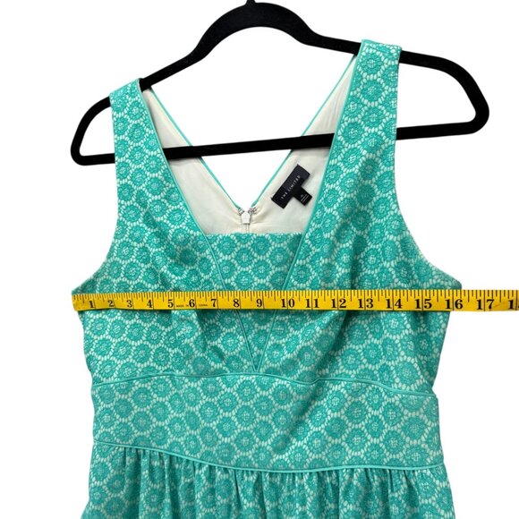 The Limited Mini Fit Flare Dress Green Lace Crochet Overlay Sleeveless Size 6 - Picture 8 of 10